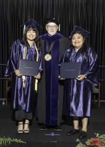 Daughter, Dulce (left), and Mother, Delia (right), with NCC President, Dr. Lew K. Hunnicutt 